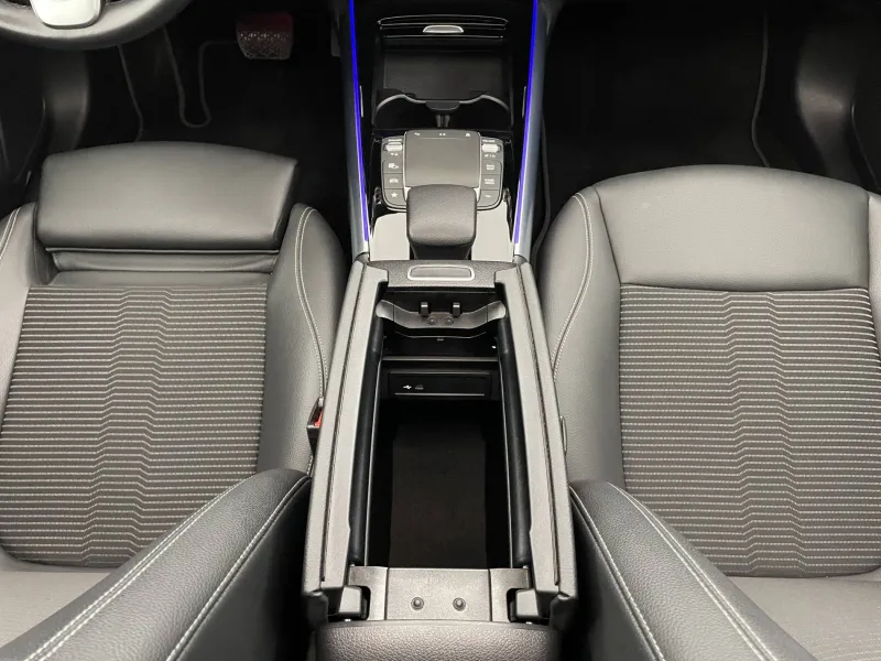 Image secondaire du véhicule 28