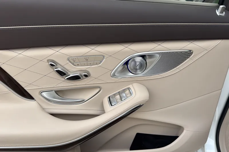 Image secondaire du véhicule 40