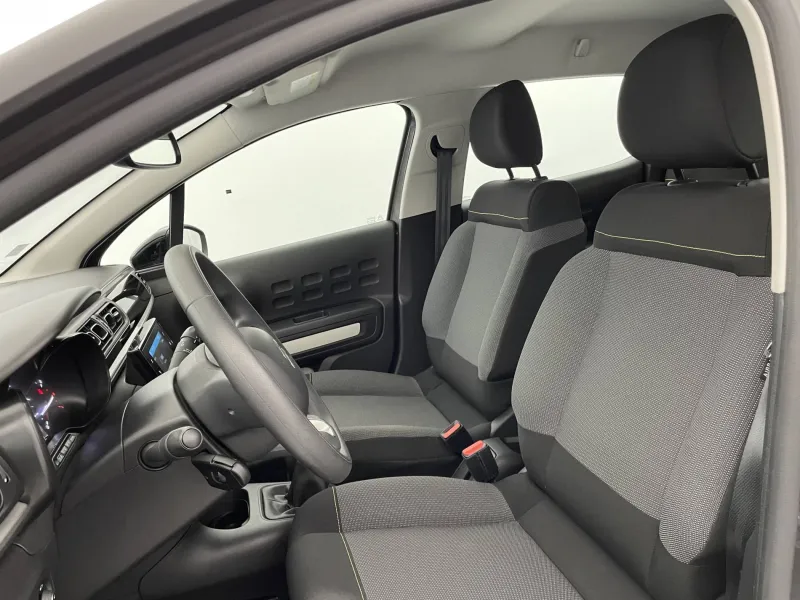 Image secondaire du véhicule 15