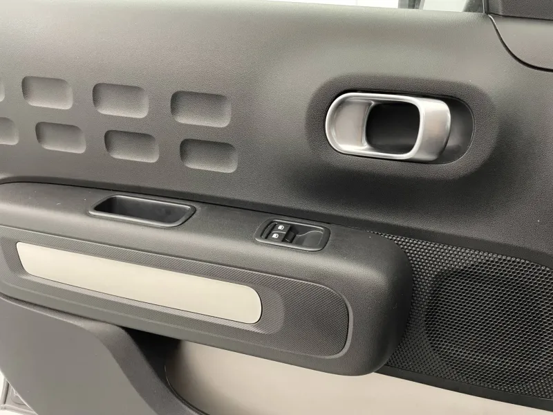 Image secondaire du véhicule 29