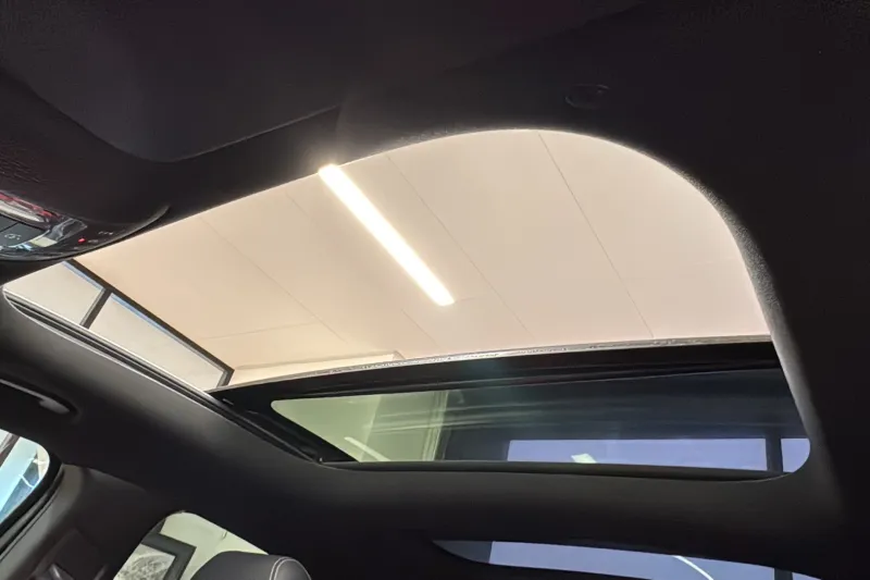 Image secondaire du véhicule 17