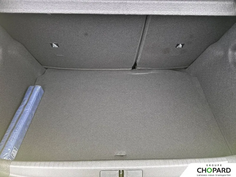 Image secondaire du véhicule 12