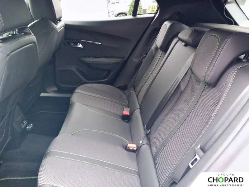 Image secondaire du véhicule 12