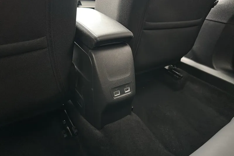 Image secondaire du véhicule 25