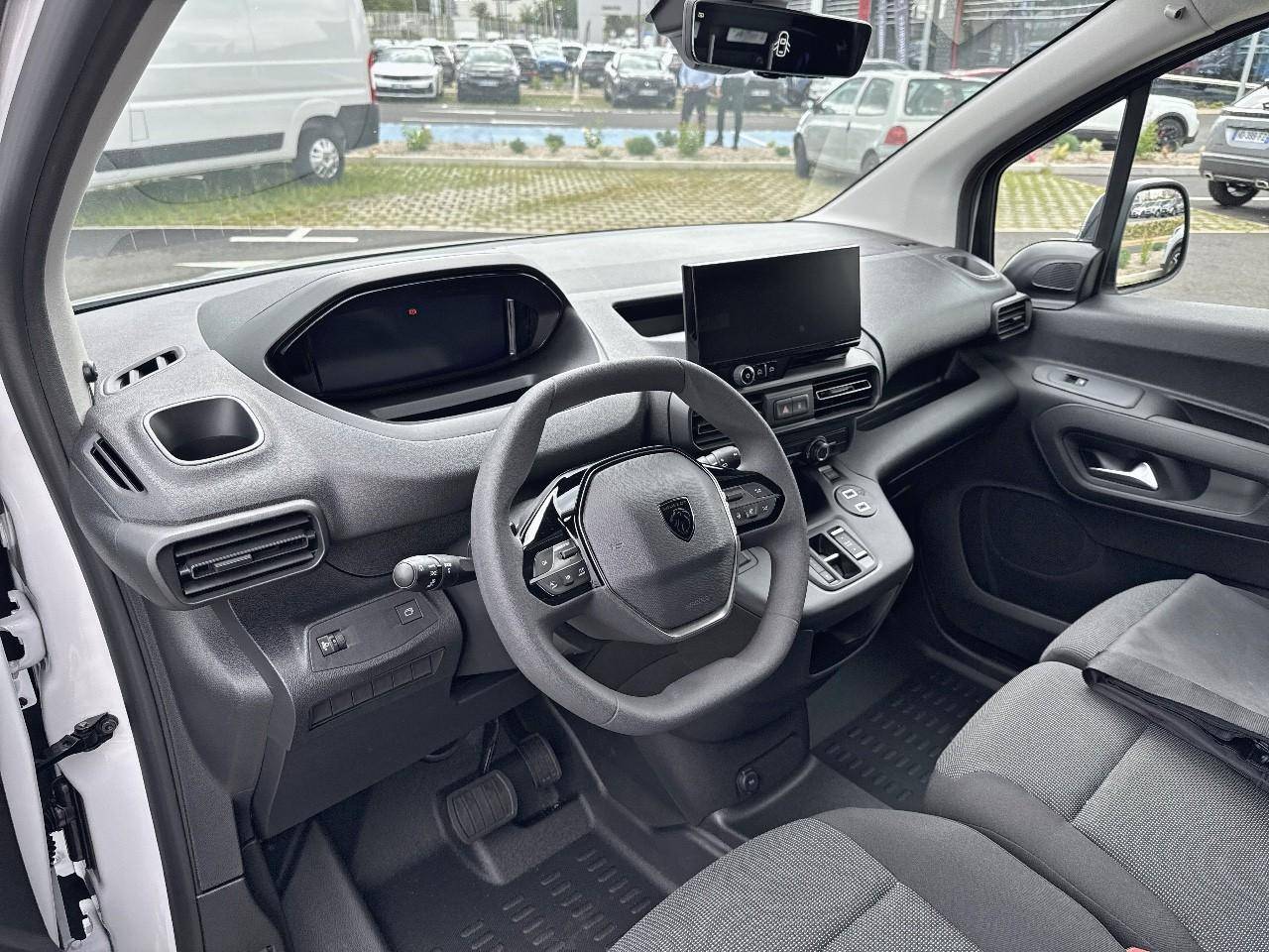 Image secondaire du véhicule 9