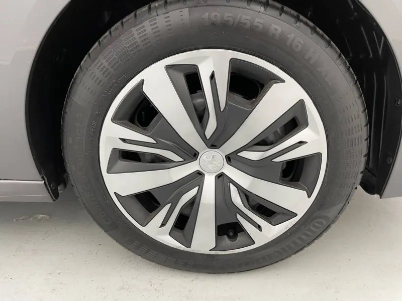 Image secondaire du véhicule 19