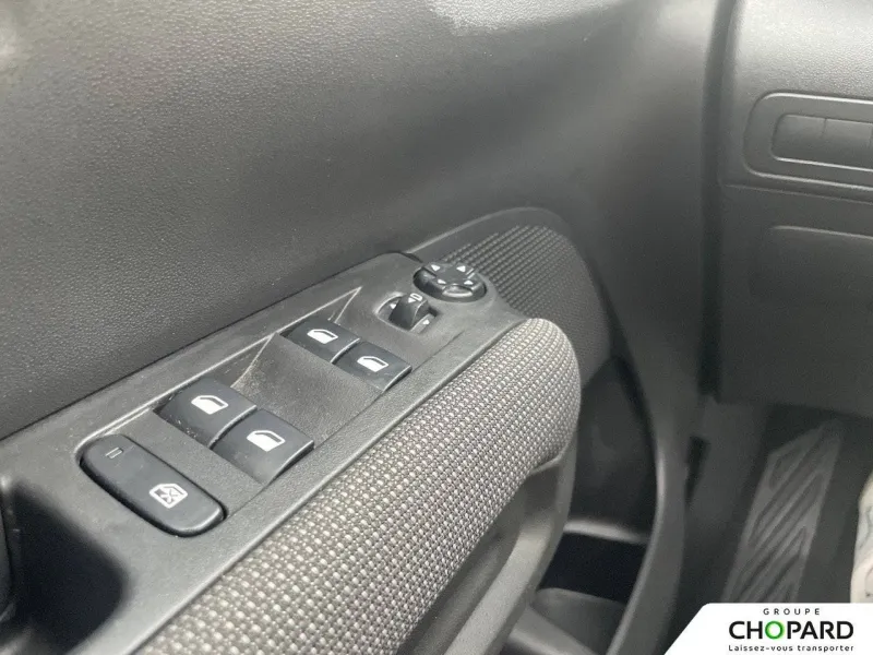 Image secondaire du véhicule 19