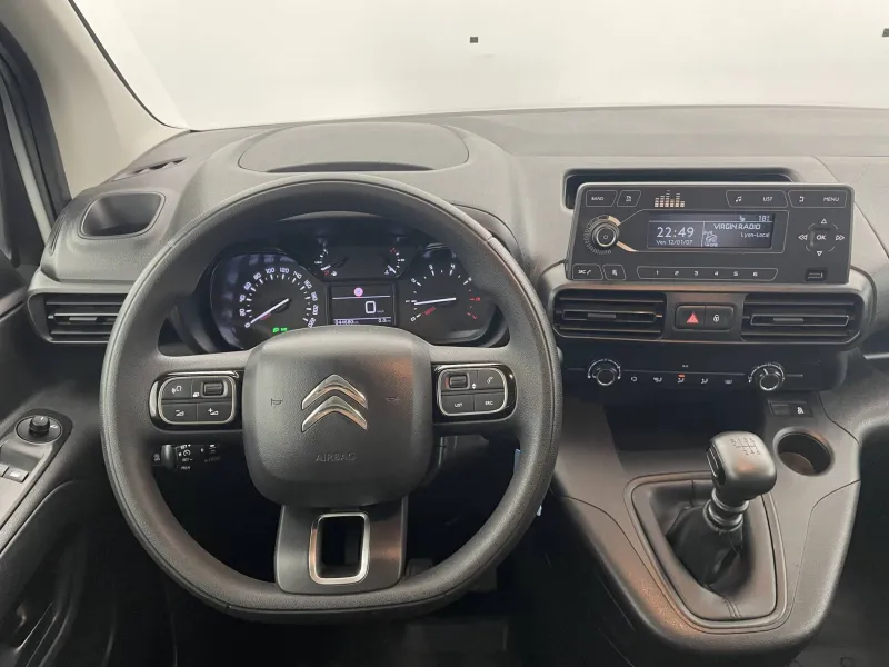 Image secondaire du véhicule 23