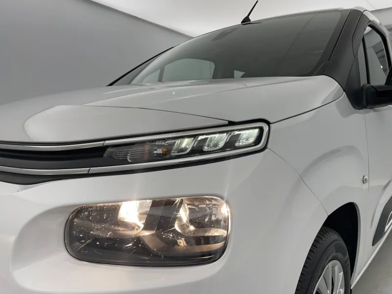 Image secondaire du véhicule 25