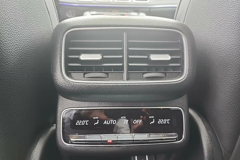 Image secondaire du véhicule 25