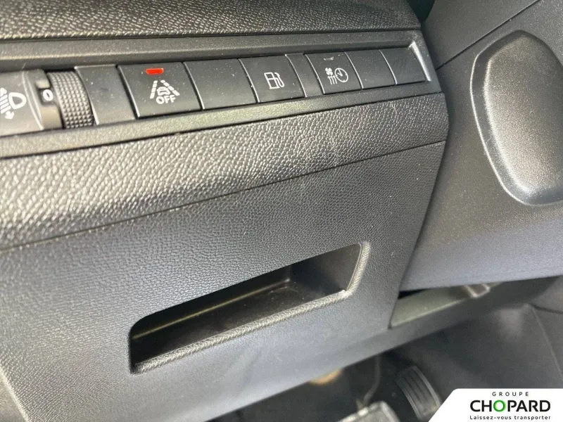 Image secondaire du véhicule 24