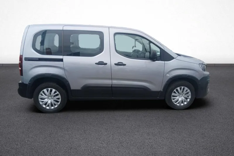 Image secondaire du véhicule 8