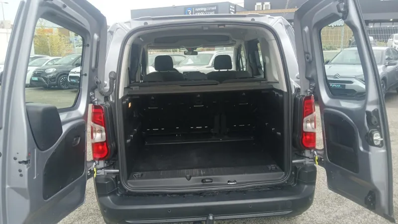 Image secondaire du véhicule 10