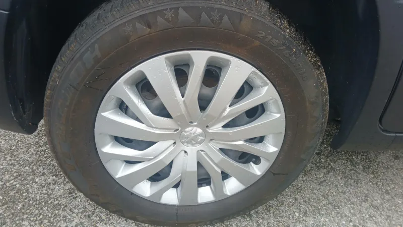 Image secondaire du véhicule 15