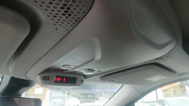 Image secondaire du véhicule 25