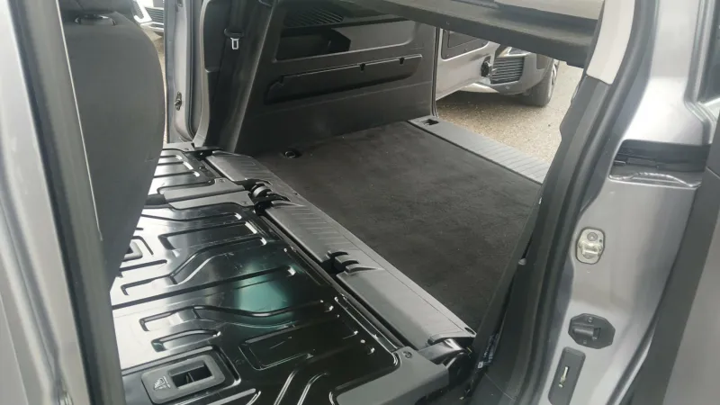 Image secondaire du véhicule 32