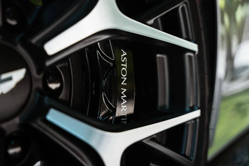 Image secondaire du véhicule 12