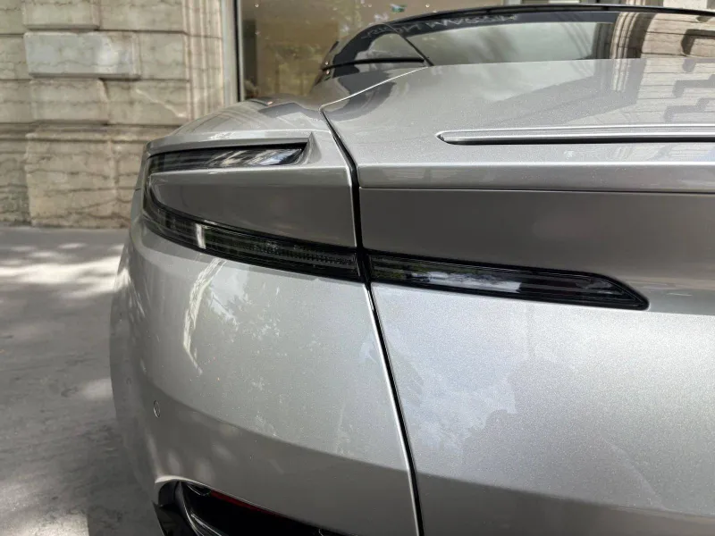 Image secondaire du véhicule 11