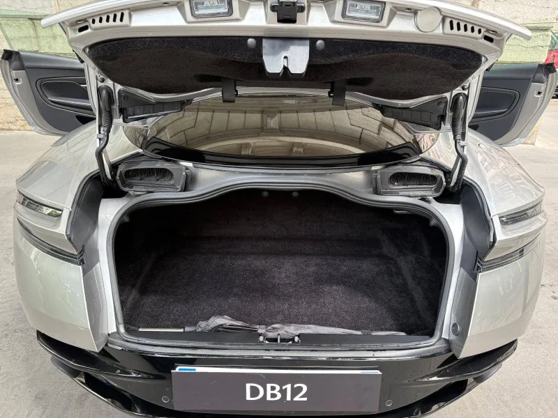 Image secondaire du véhicule 14