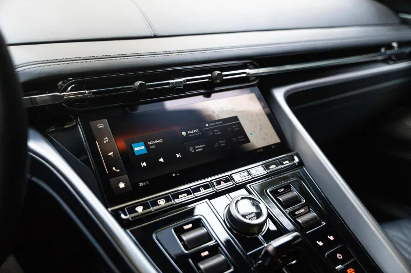 Image secondaire du véhicule 18