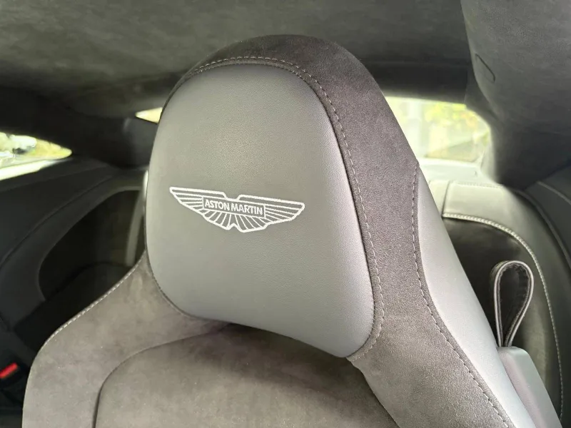 Image secondaire du véhicule 32