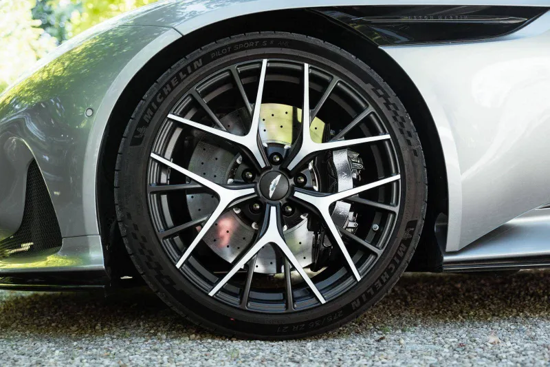 Image secondaire du véhicule 35