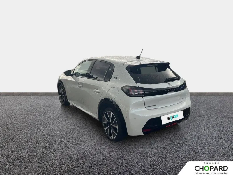 Image secondaire du véhicule 8