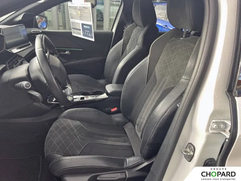 Image secondaire du véhicule 11