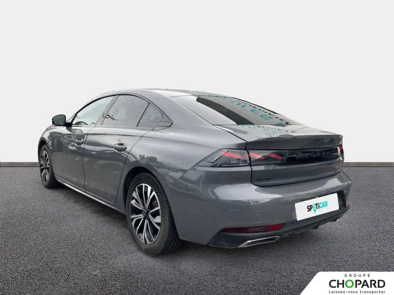 Image secondaire du véhicule 8