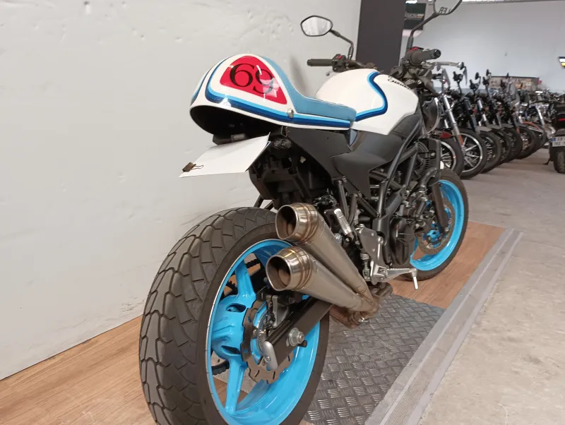 Image secondaire du véhicule 4