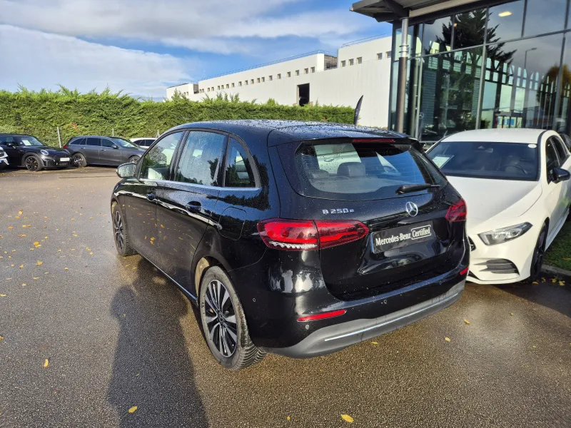 Image secondaire du véhicule 8