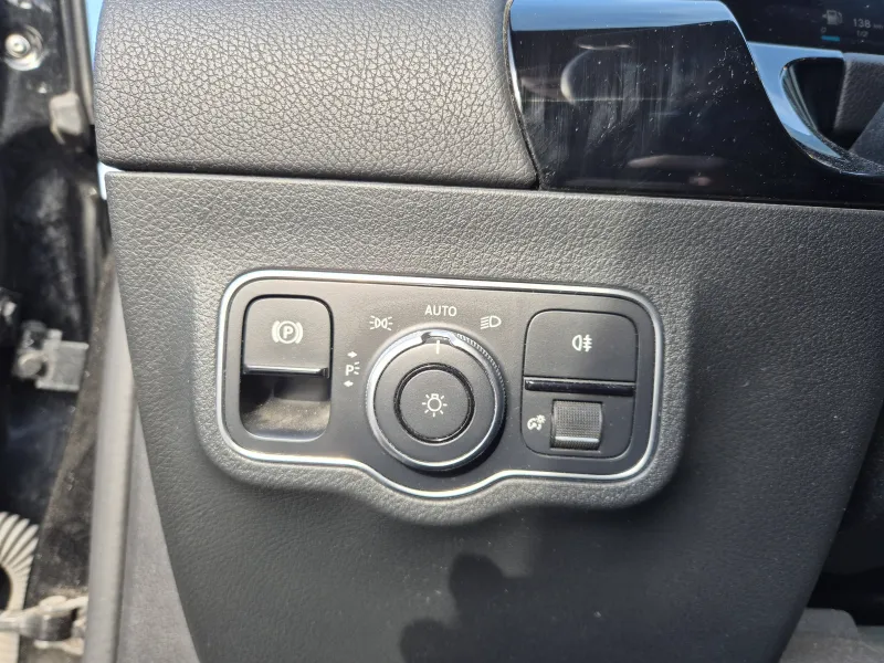 Image secondaire du véhicule 18