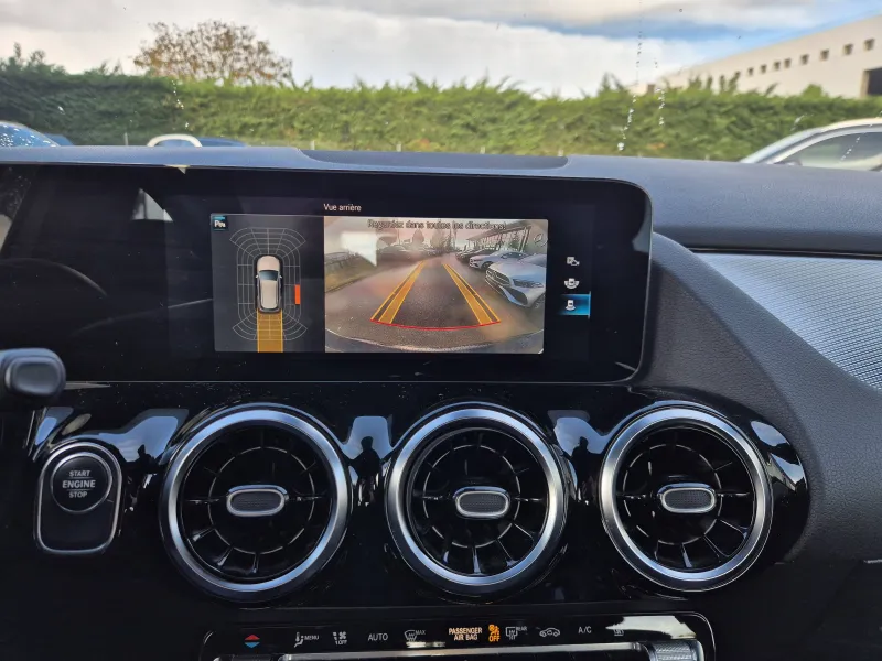 Image secondaire du véhicule 22