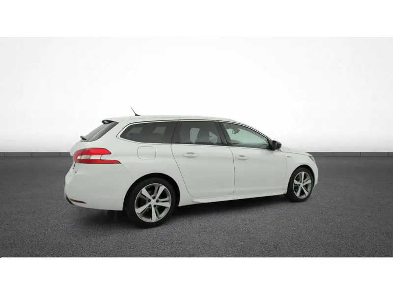 Image secondaire du véhicule 10