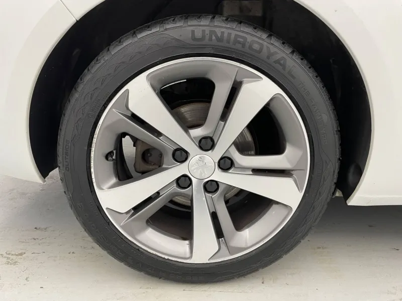 Image secondaire du véhicule 20