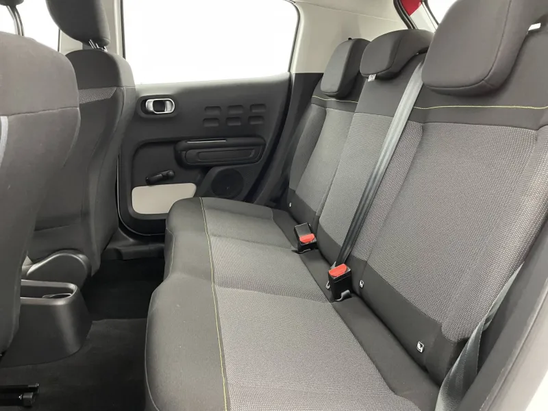 Image secondaire du véhicule 16