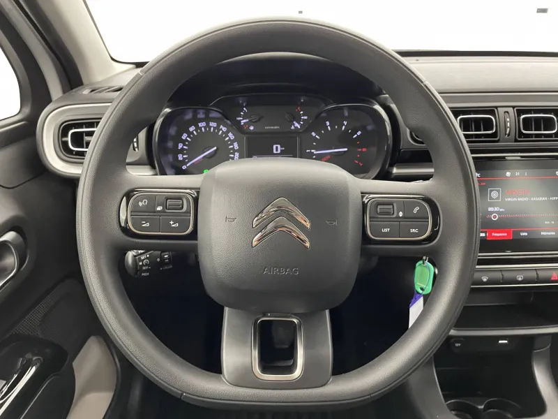 Image secondaire du véhicule 24