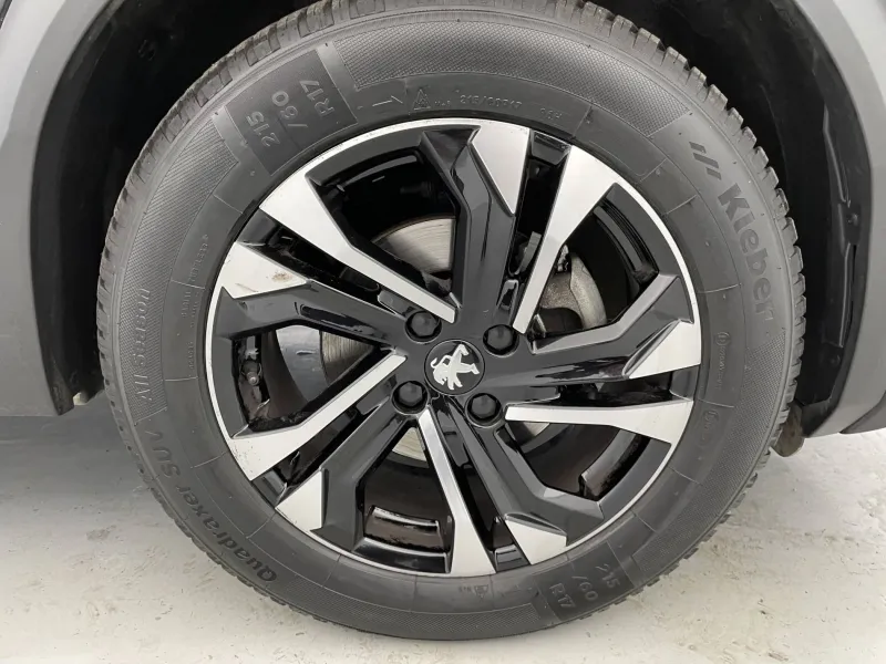 Image secondaire du véhicule 19