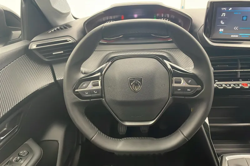 Image secondaire du véhicule 44