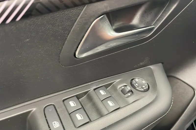 Image secondaire du véhicule 52