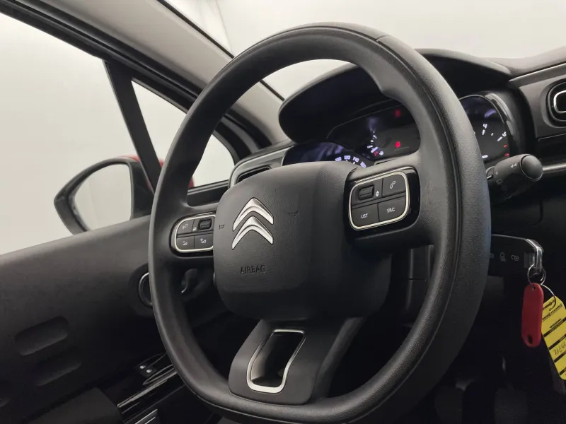 Image secondaire du véhicule 30