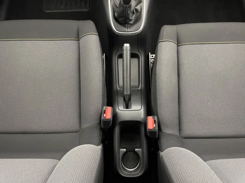 Image secondaire du véhicule 32