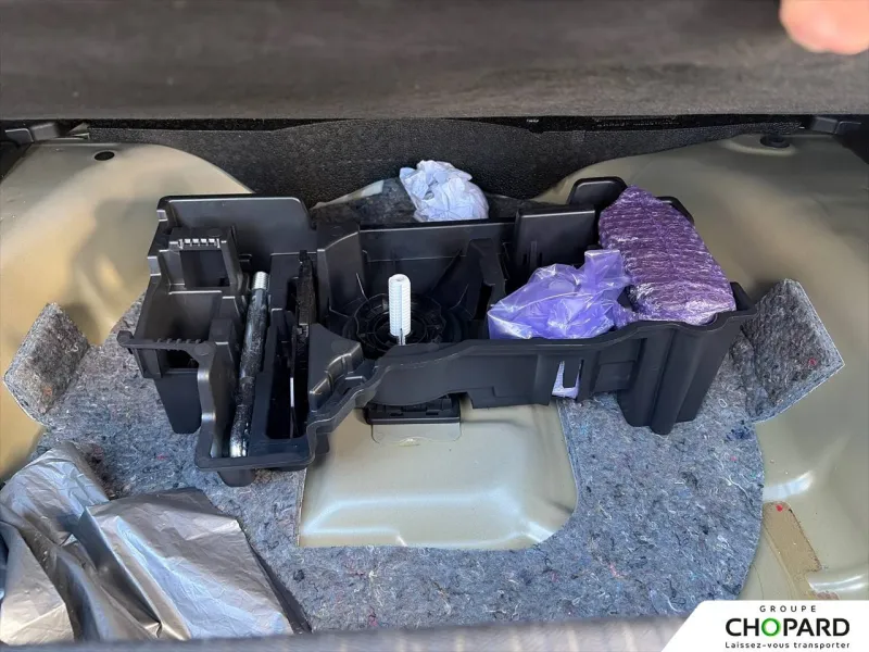 Image secondaire du véhicule 29