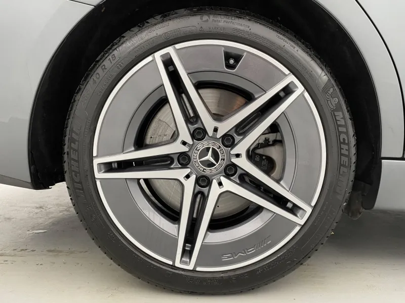 Image secondaire du véhicule 20