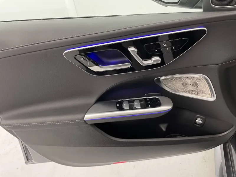 Image secondaire du véhicule 31