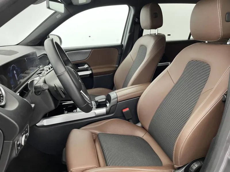 Image secondaire du véhicule 16