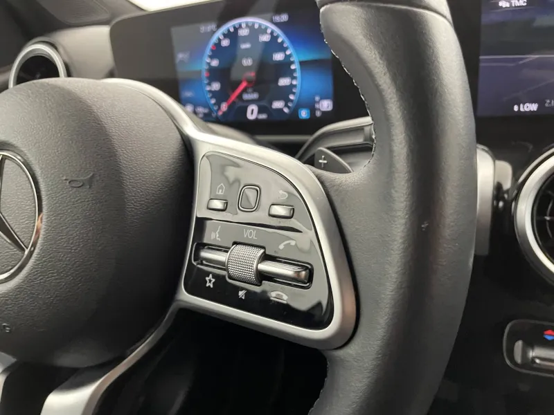 Image secondaire du véhicule 25