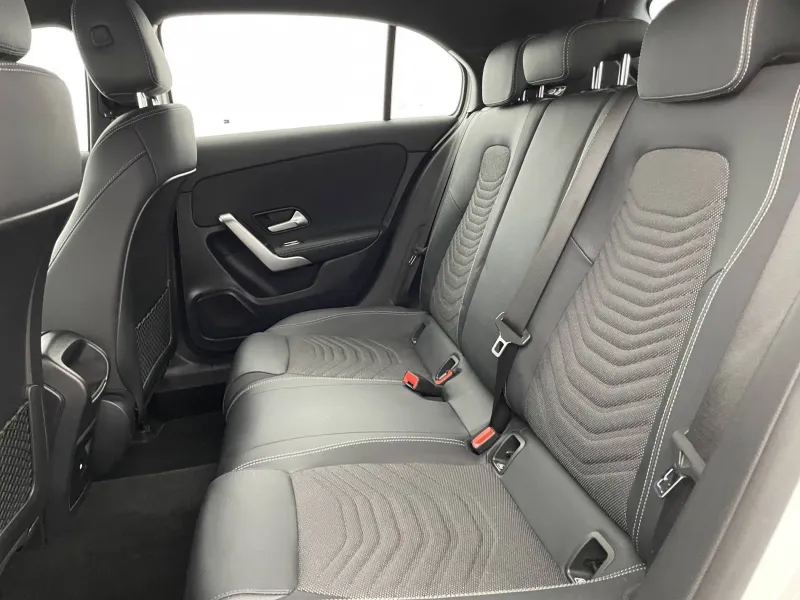 Image secondaire du véhicule 17