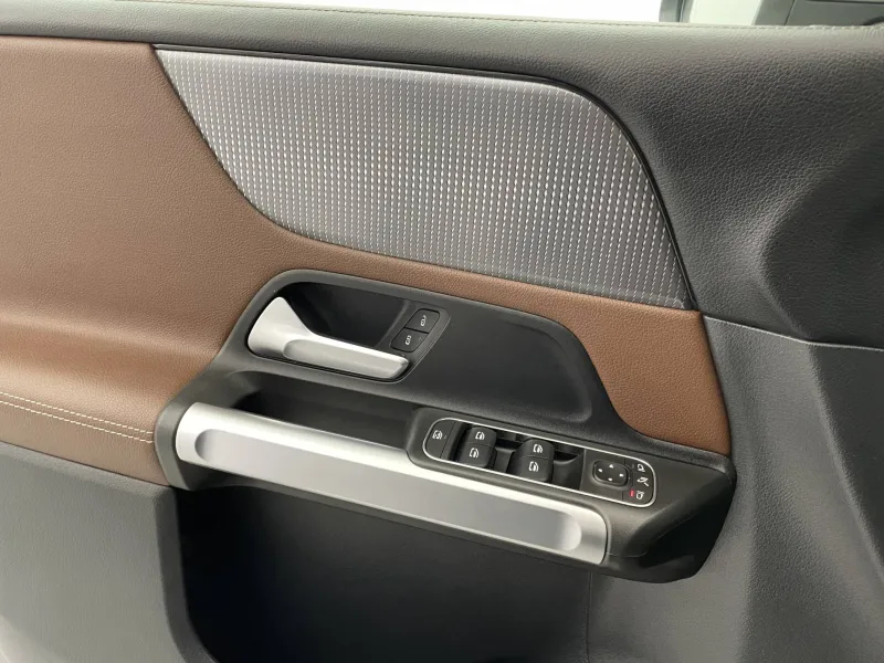 Image secondaire du véhicule 26