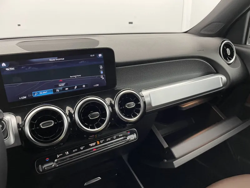 Image secondaire du véhicule 29